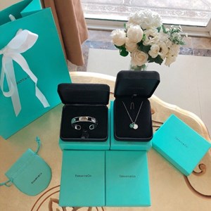 BỘ TRANG SỨC PHỤ KIỆN TIFFANY&CO