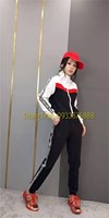 Kính Chanel đỏ thời trang 